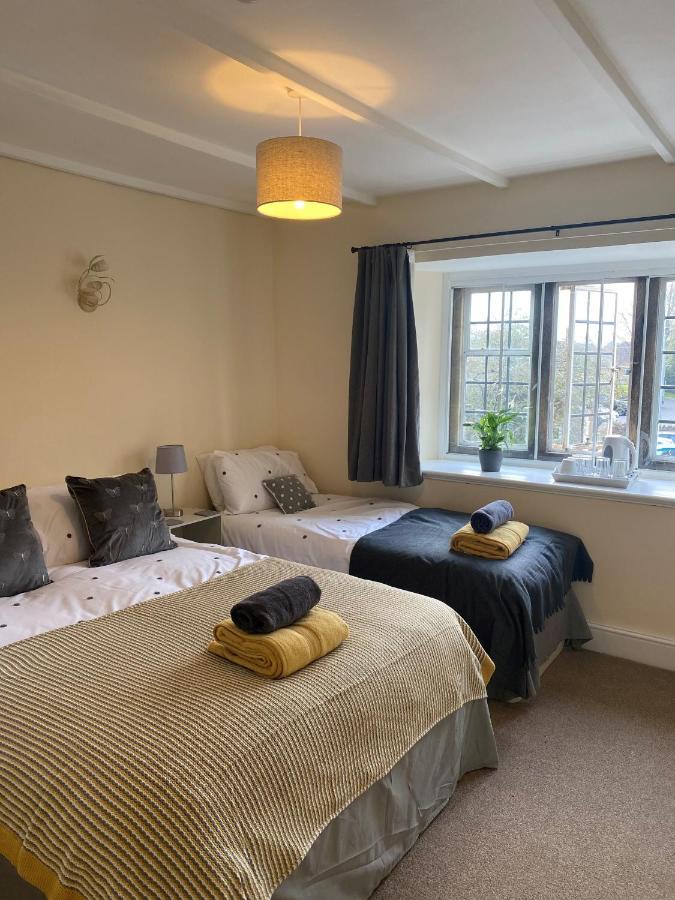The Fleur-De-Lis Hotel Chiselborough 外观 照片